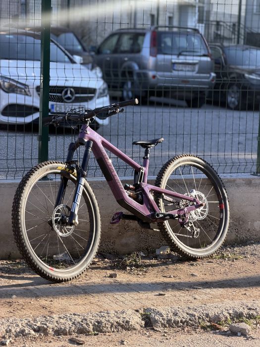 Продавам Santa Cruz Megatower!