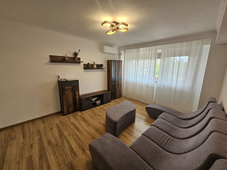 Închiriez apartament ultracentral in Pitesti