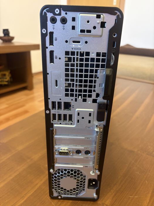 Calculator Hp 800 G3 SFF ; Intel i5-6500 , Licenta windows
