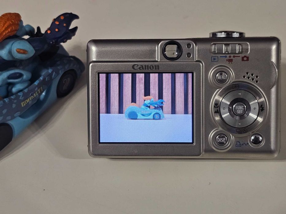 Aparat foto digital compact Canon Powershot SD400 5MP 3xZoom