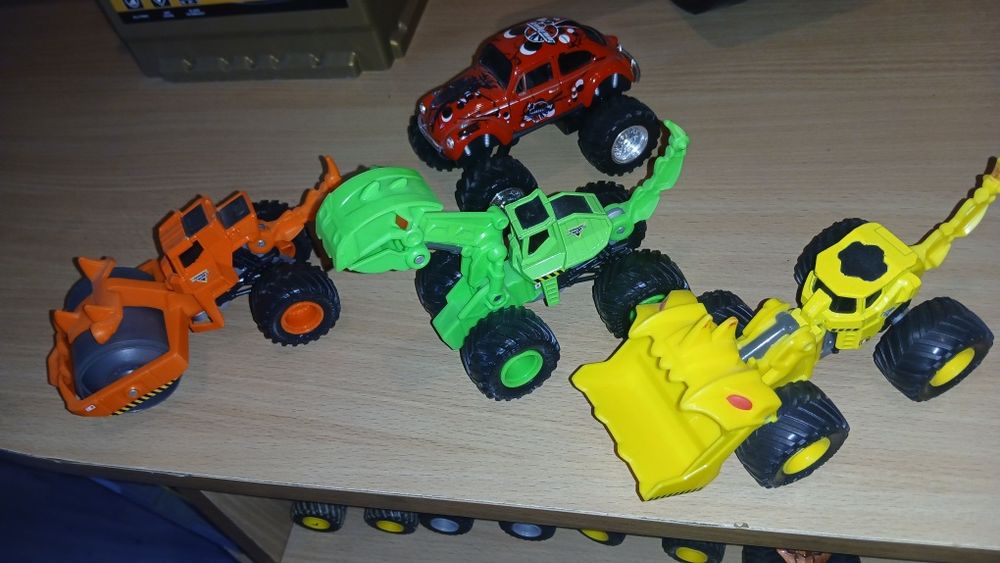 Колекция Monster Jam