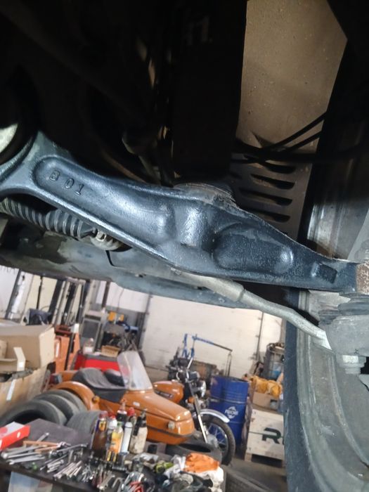 ABC окачване за  W (C) 215 Mercedes