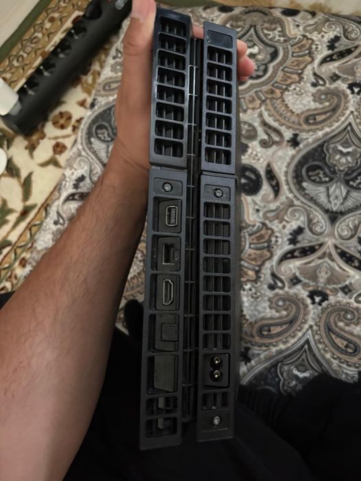 PS4 Fat В идеальнейшем состоянии.