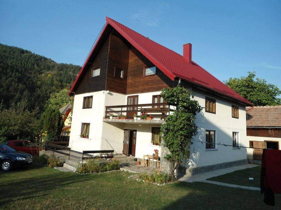 Casa Andre Bran - liber de Paste