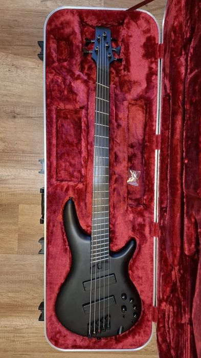 Bass 5 corzi (NOU)Ibanez SRMS625EX-BKF + case ibanez nou
