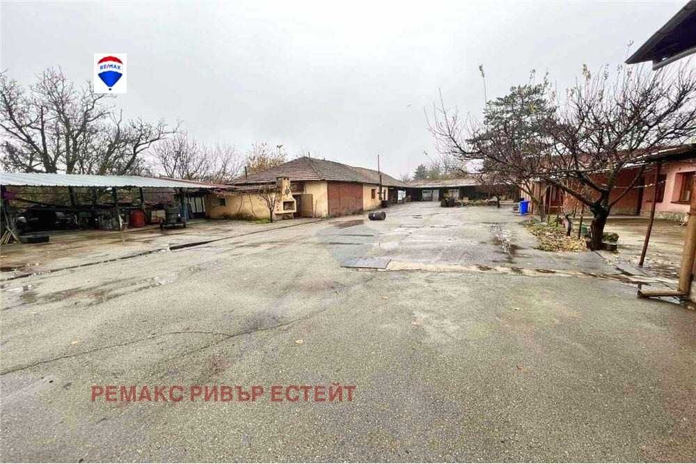 Продава се Промишлена сграда в с. Иваново, Област Русе - 480 кв.м за 194 €/кв.м - Снимка #1