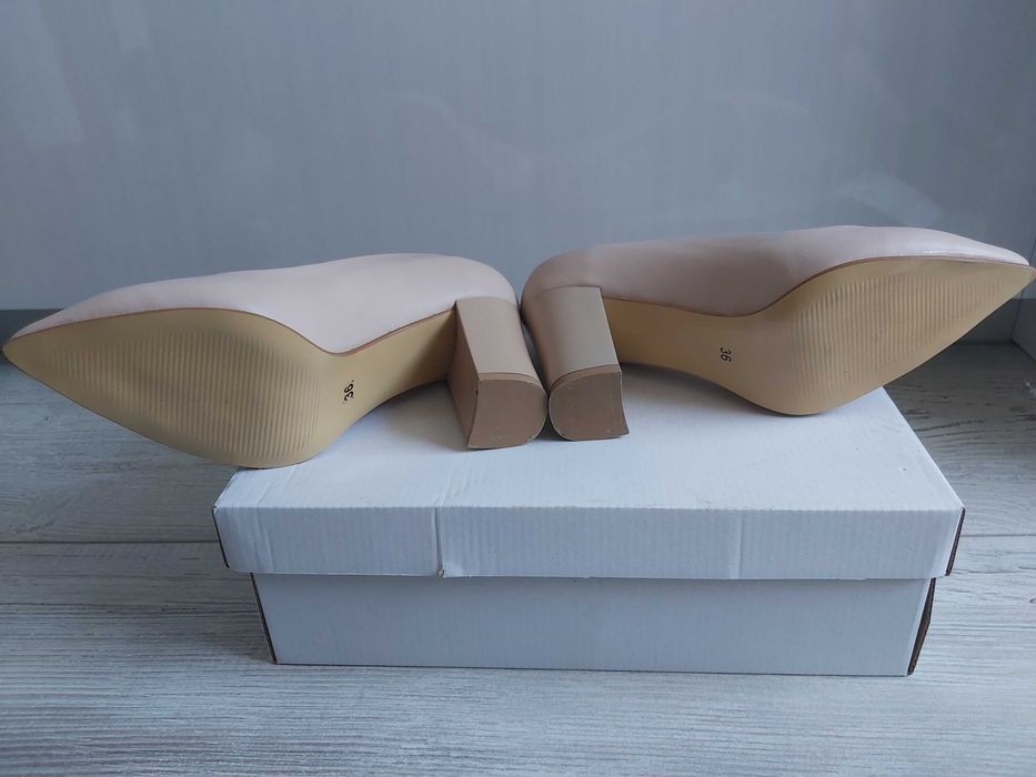 Нови дамски обувки на ток естествена кожа, 37 номер