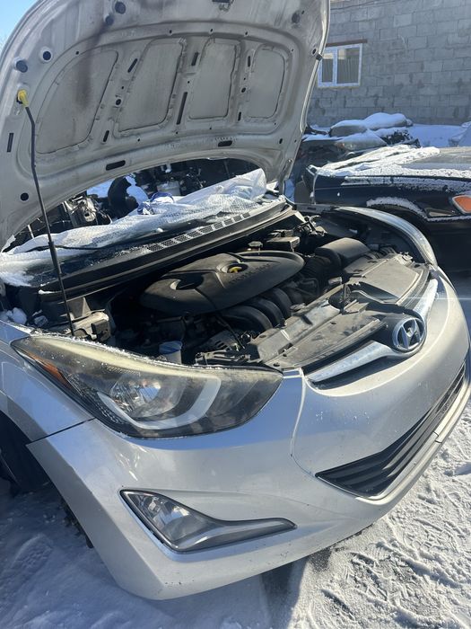На разбор Hyundai Elantra