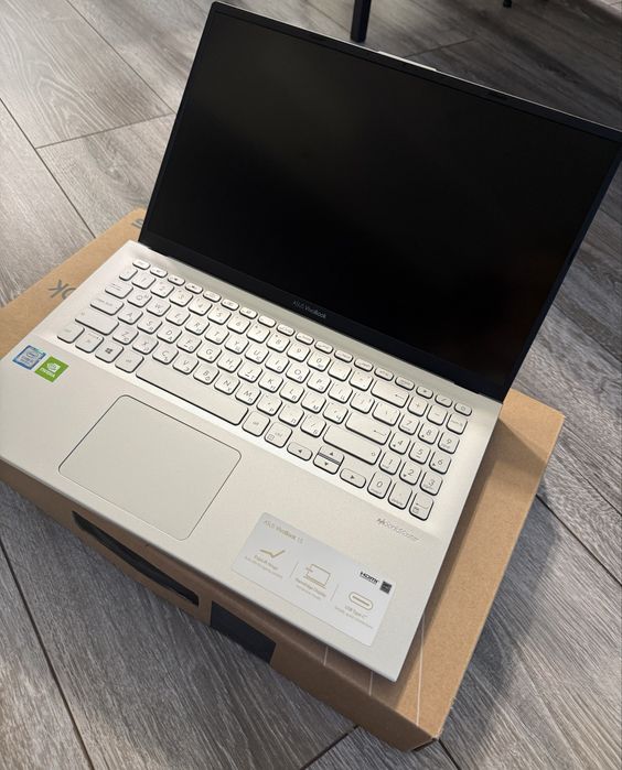 КАТО НОВ! Лаптоп ASUS Vivobook 15, 1TB HDD, 500GB SSD, Intel i5, NVIDIA