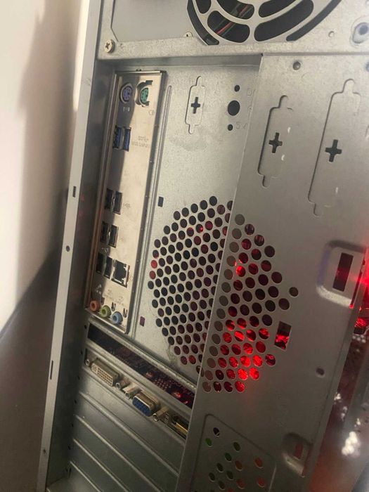 Базов | FX 8320 | GTX 630 | 8gb RAM