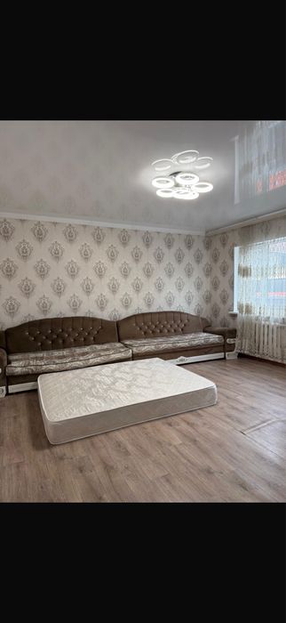 Продам диваны с боковинами
