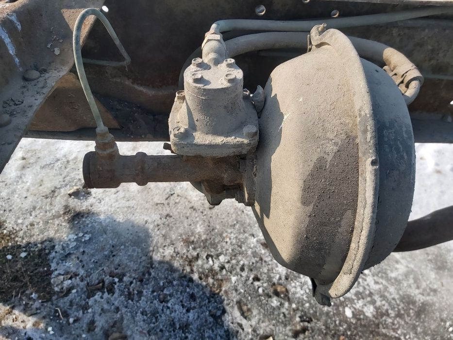 Продам ваккумный усилитель газ 53