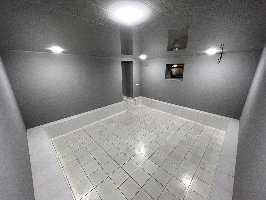 Срочно Максим Горький буз бозор не жилой сотилади.