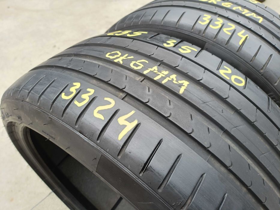Doua anvelope vara 235 35 20 pirelli p zero pz4 pncs 6mm dot 3324