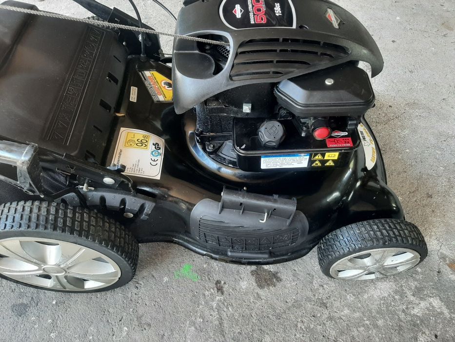 Masina de tuns iarba nemtesc cu motor benzina 4timpi Brigs seria 500
