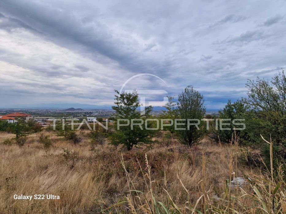 Продава се Парцел в с. Марково, Област Пловдив - 2729 кв.м за 121 €/кв.м - Снимка #1