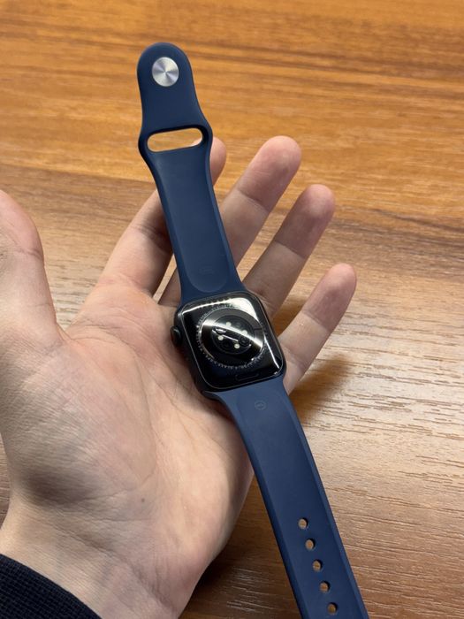 Apple Watch 7 | 41m | 3 оригинальных ремешка в подарок
