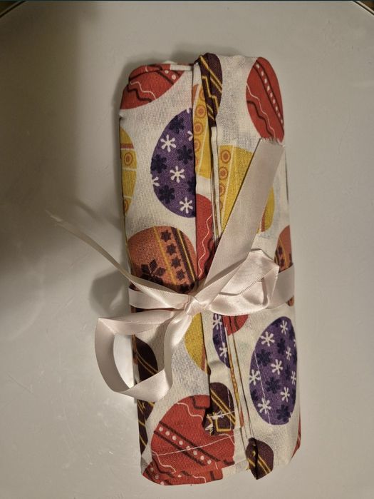 Fata de masa 180×140 cm cu model vesel oua Paste