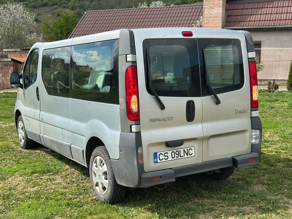 Renault Trafic Passenger 1.9 Tdci 2007(omologat RAR auto-special )