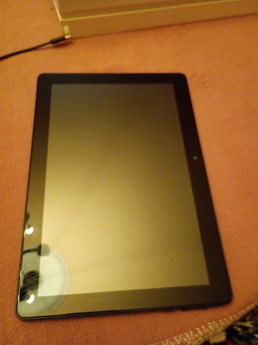 Tableta MeBerry, la cutie