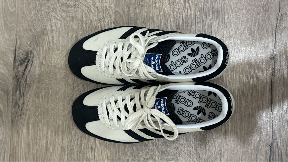 Кроссовки Adidas