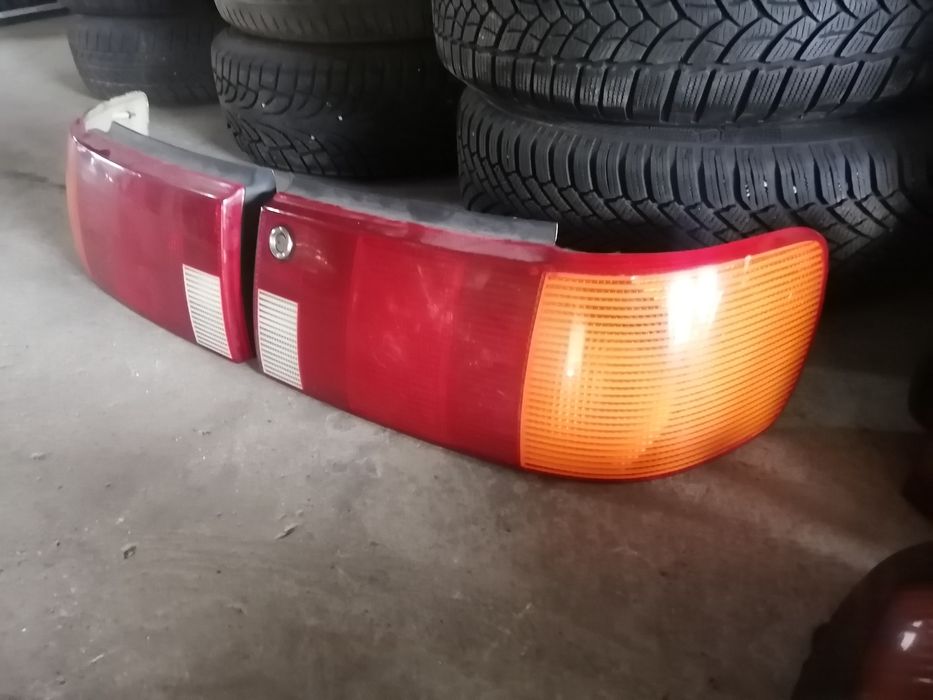 Продам заднюю светотехнику на ауди 80 б4  купе.. упе