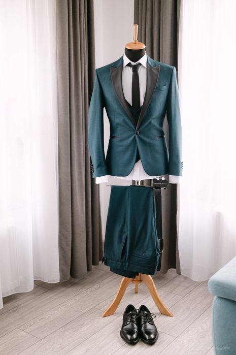 Manechin Costum Mire | 150 Lei / 3 Zile | Cluj
