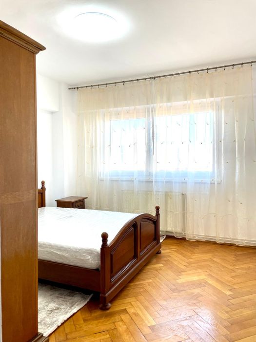 Apartament 3 camere Centrul Civic
