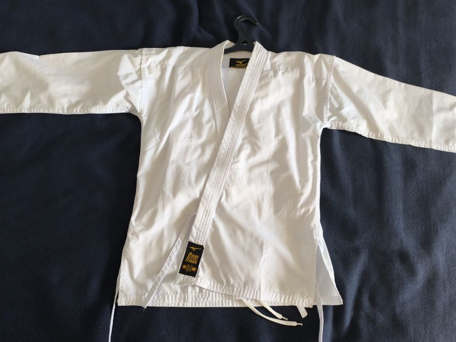 Кимоно Mizuno для Каратэ
