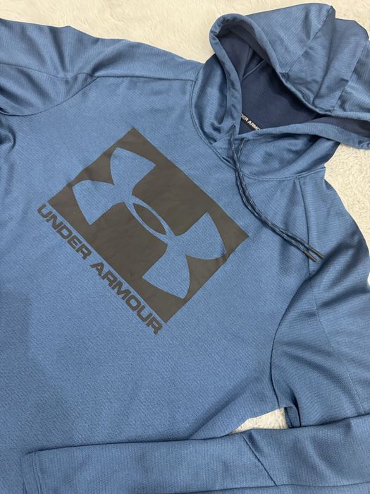 Мъжки суитшърт UNDER ARMOR . Размер L