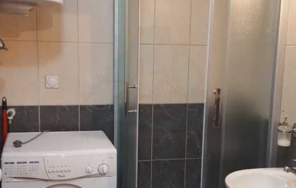 Дава се под наем Тристаен апартамент в Пловдив, Младежки Хълм - 88 кв.м за 306 € - Снимка #5