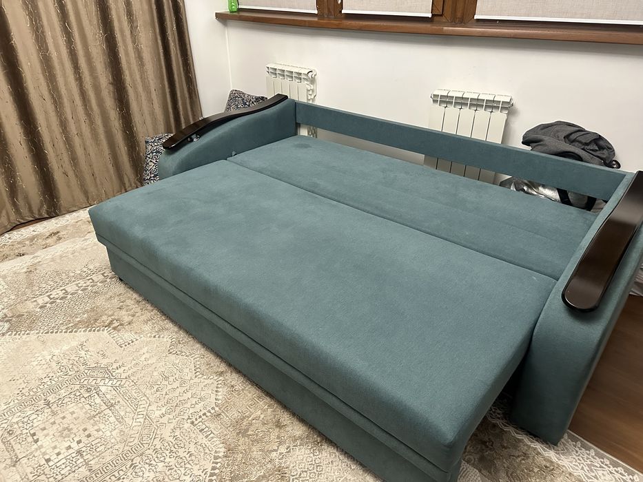 Продам диван в отличном состоянии