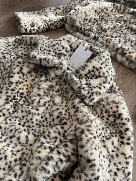 Jacheta/Geaca blana animal print S si M, NOUA