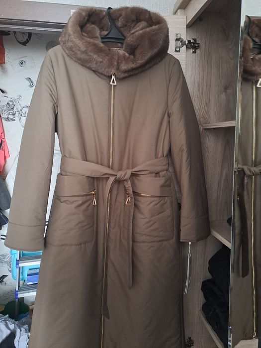 Продам. 48 размер.