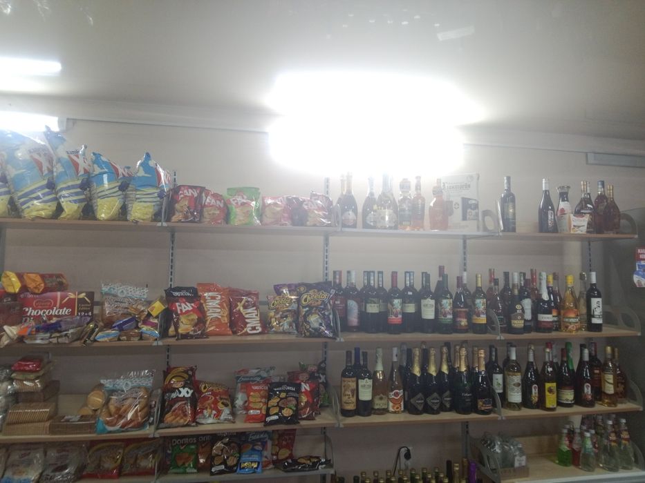 Продам стеллажи срочно