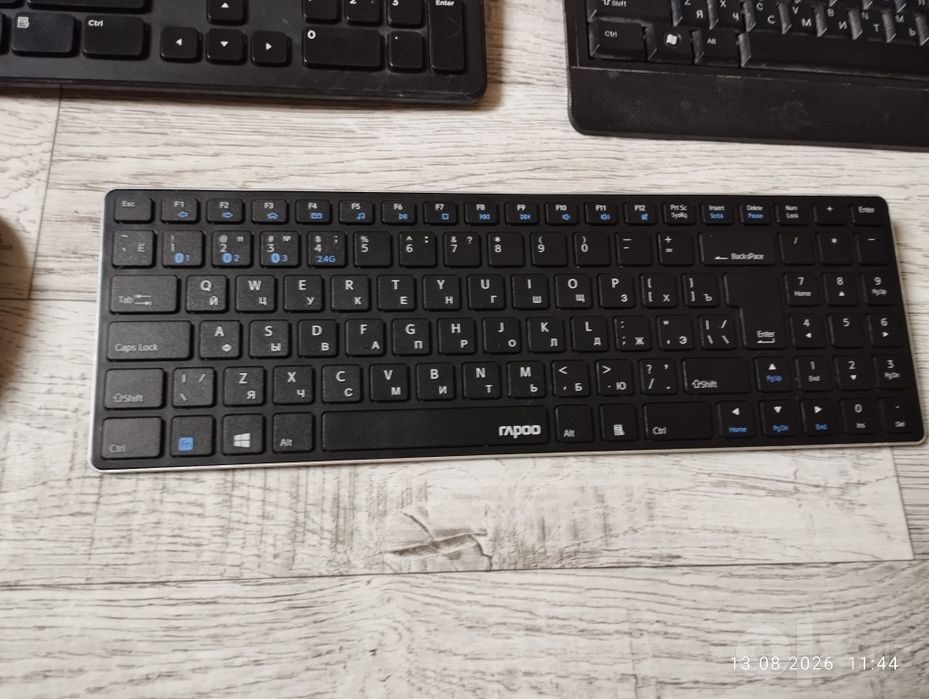 клавиатури 4штуки.без usb ресирвера.проверайте забирайте.за все 65тыся
