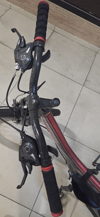 Велосипед Fuji discovery.