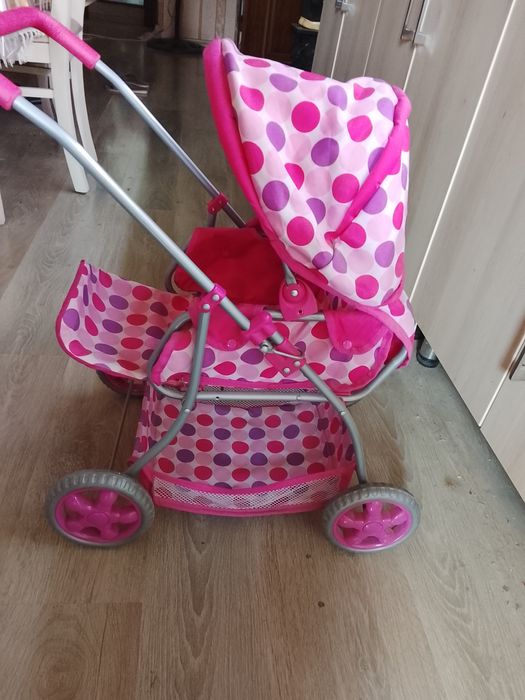 Коляска для кукол