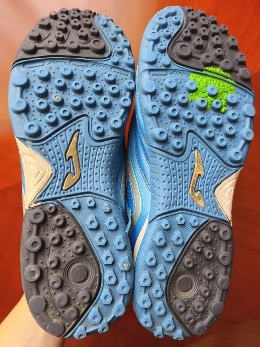 Продам сороконожки , 38 размер Joma .