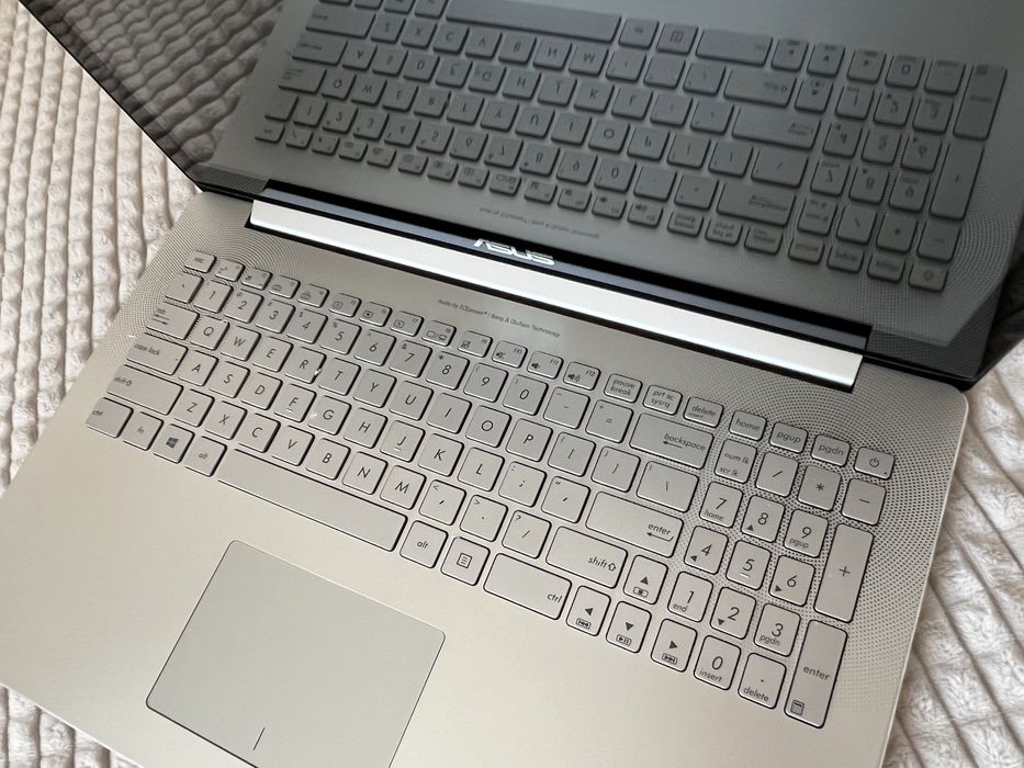 Laptop Asus UX501VW wi7-6700HQ 512GB 16GB GTX960M 4GB Win10 UHD Touch