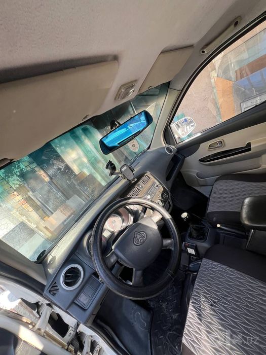 Changan yuk bordli sotiladi