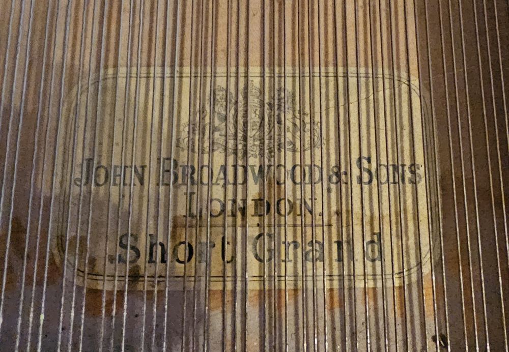 Pian cu coada scurta John Broadwood & sons