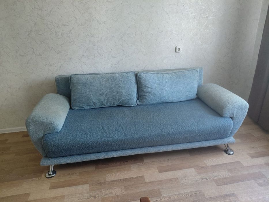 Диван с креслом 25 000 тенге