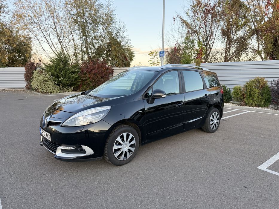 Renault Grand Scenic 1.5 DCI 110 CP