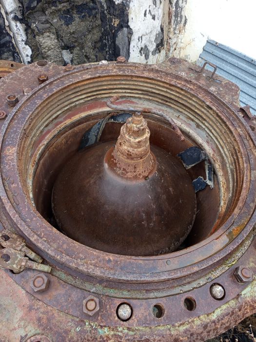 Продам конусные дробилки на запчасти