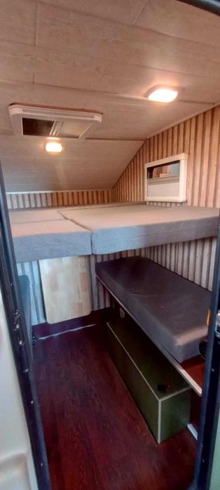 Кабина за кемпер, каравана пикап или бус