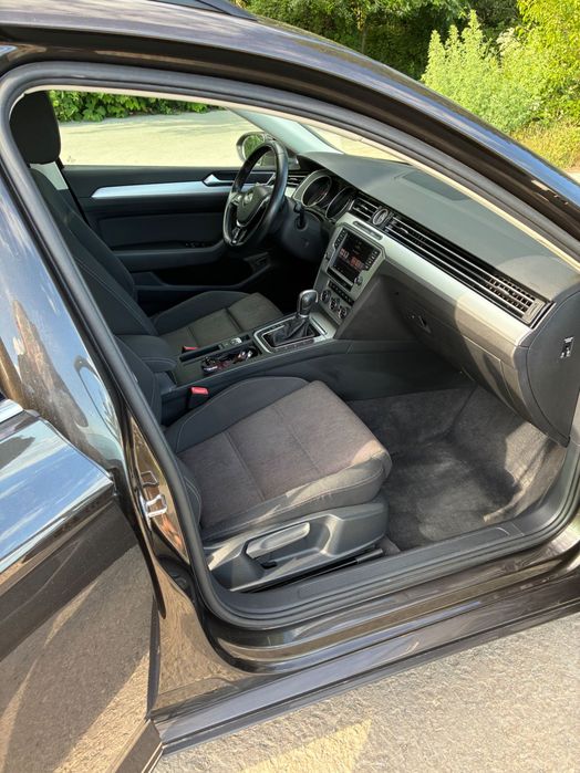 Volkswagen passat b8 2016 2.0 TDi