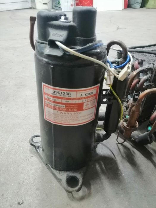 Компресор сушилня AEG T865801H