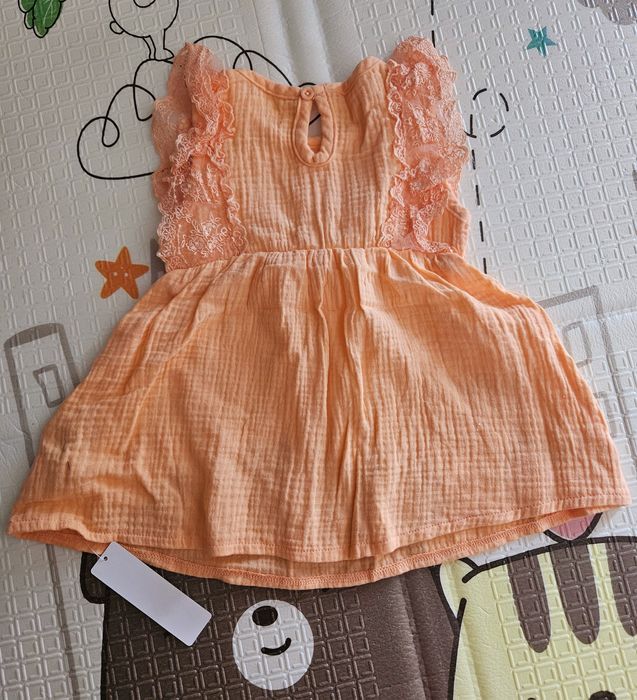 Бебешка/детска чисто нова рокля 9-12 месеца