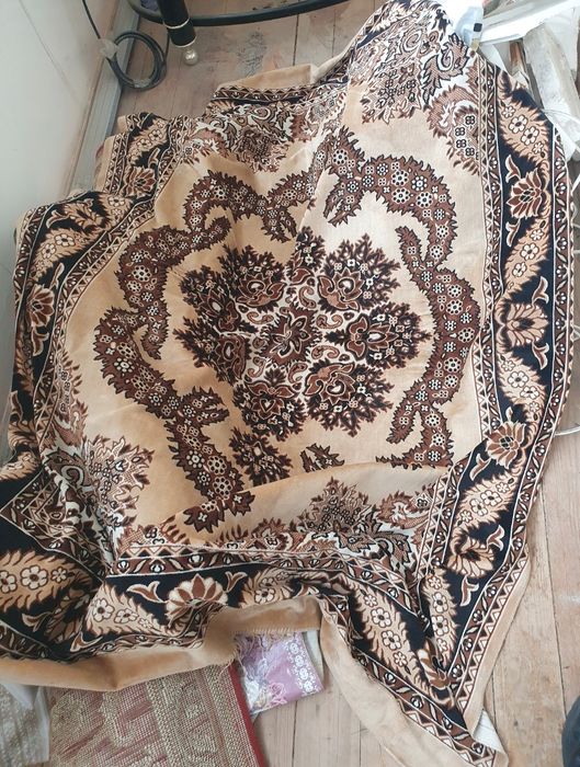 Продам ковры,тюли и шторы